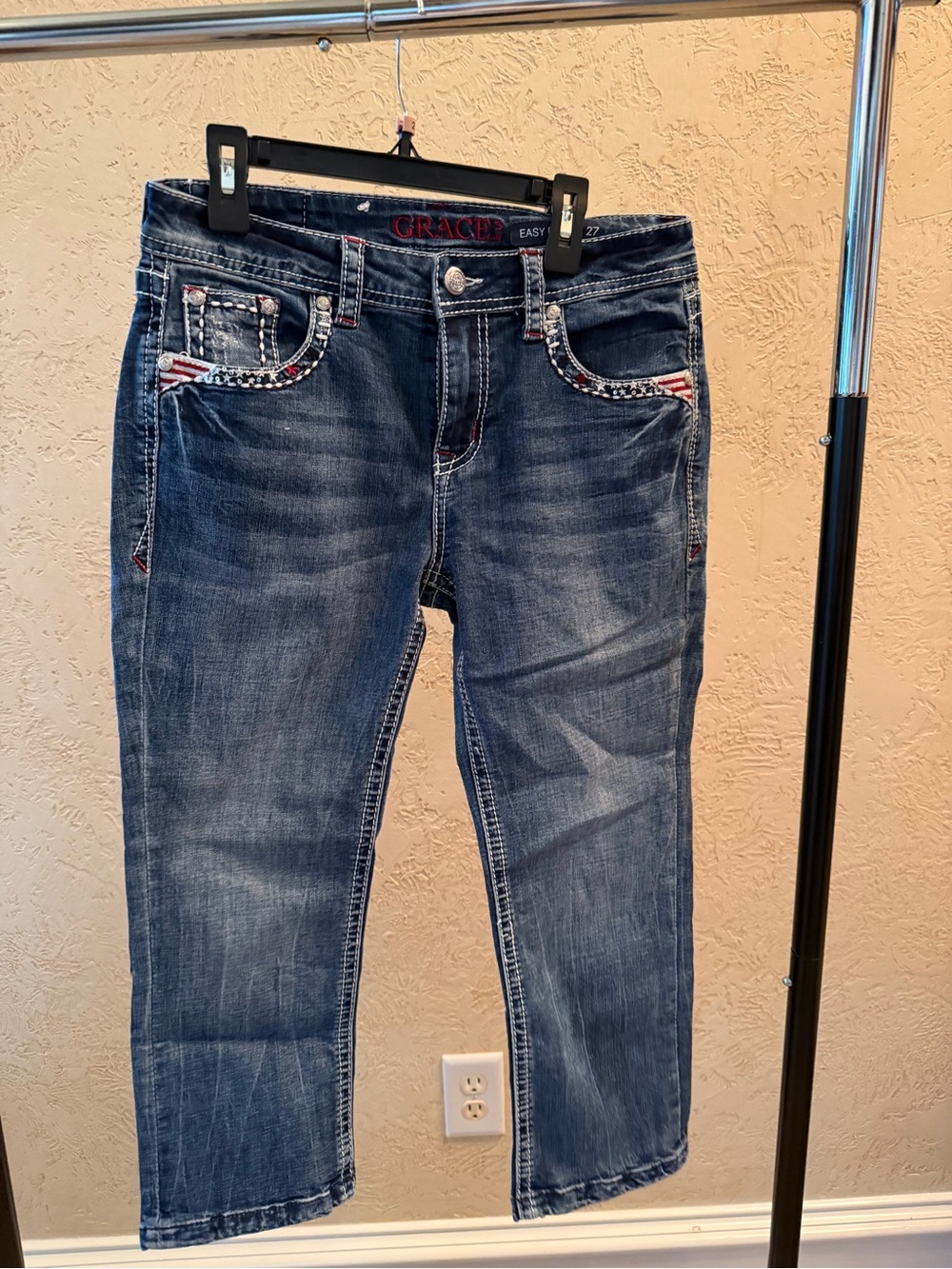 Grace Dark Blue Cropped Straight Jeans with Flag-Trim Pockets